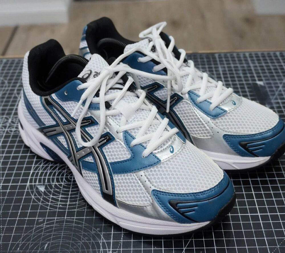 ASICS 1130 after cleaning